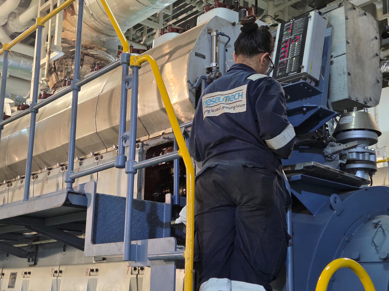 Dieselmech Group marine troubleshooting and commissioning response flow